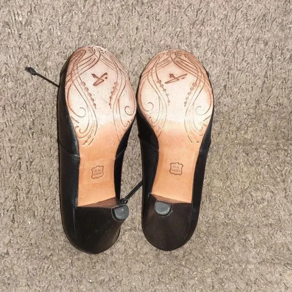 J.SHOES-DIFFUSE-Black Leather Booties/Shooties/Laces-Cap Toe-Sz 6-Excellent - Picture 7 of 7